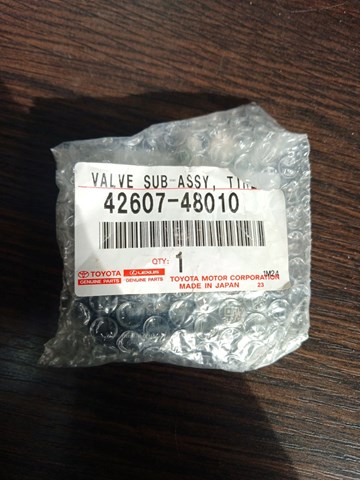 Датчик тиску повітря в шинах 4260748010 TOYOTA