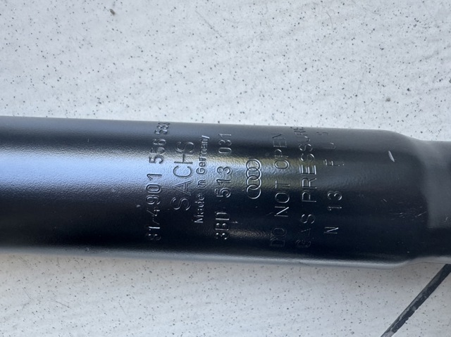 Амортизатори задні Volkswagen Passat B5