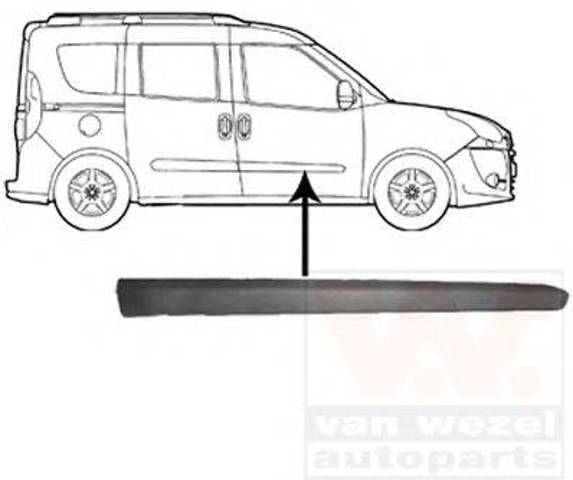 Молдинг передньої правої двері 735497896 FIAT