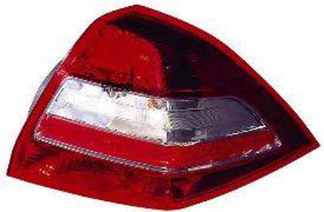Задні ліхтарі 8200417347 RENAULT