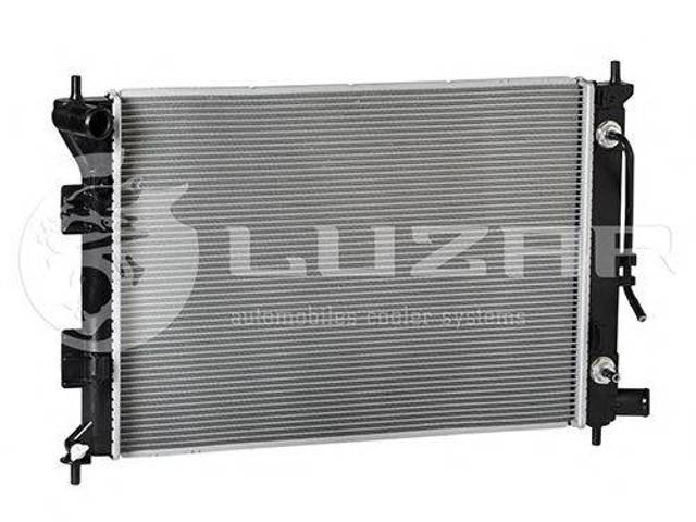 Радіатор системи охолодження двигуна LRC081X3 LUZAR