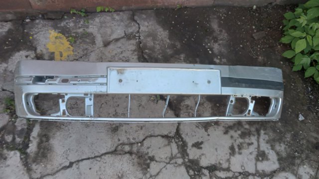Бампер передній 1Z0807221 VAG