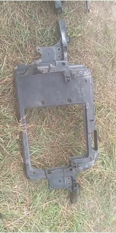 Оперення в зборі 6Y0805588L VAG