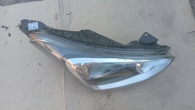 Основна фара - вставка 92102B9000 HYUNDAI