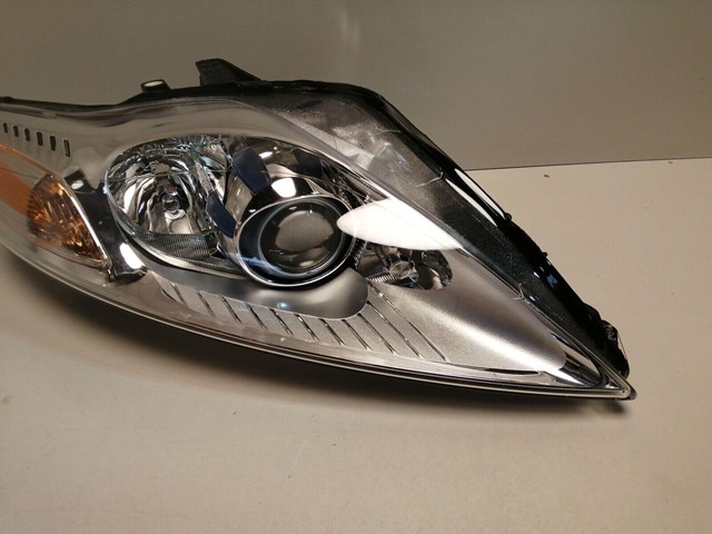 1ZL010541081 HELLA