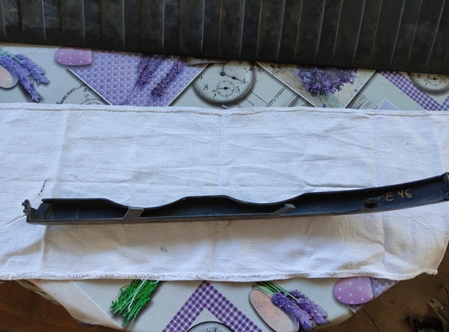 Вія (накладка) правої фари 51138208482 BMW