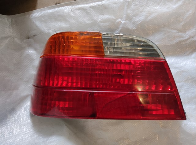 Задня ліва фара 8379113 BMW