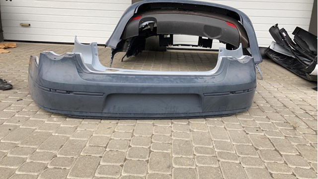 Бампер задній PVW041158BA SIGNEDA