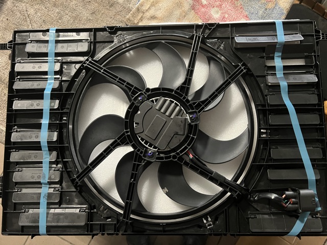 Вентилятор радіатора 8W0959455AC VAG