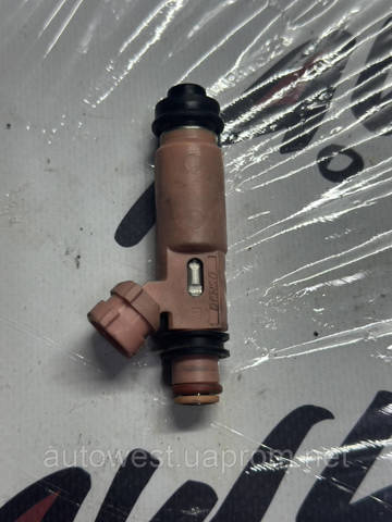 Форсунка вприску палива 2325020030 TOYOTA