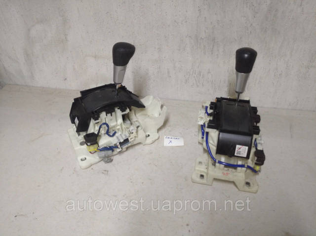 Механізм перемикання передач 2400A049 MITSUBISHI