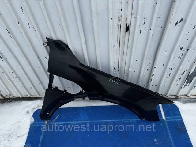 Переднє праве крило 4KE821022C VAG
