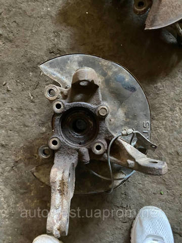 Цапфа - поворотний кулак передній, лівий 51215STXA02 HONDA