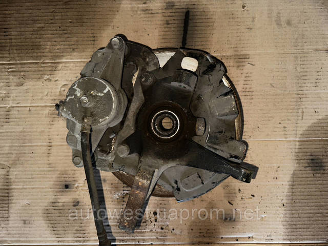 Цапфа поворотна ліва 517152F110 HYUNDAI