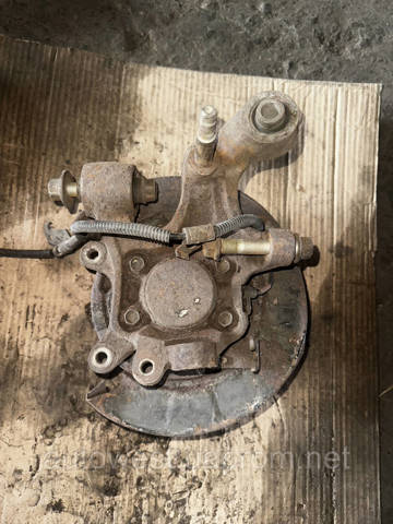 Цапфа права 527203K050 HYUNDAI