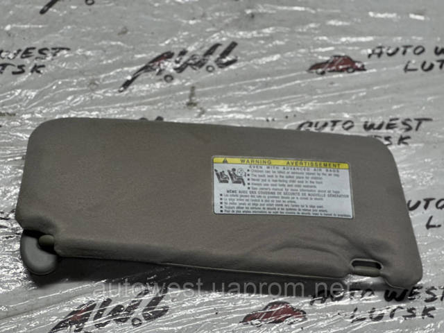Козирок 7432033A70B1 TOYOTA