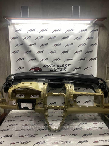 Панель передня "торпедо" 77100SWAG00ZB HONDA