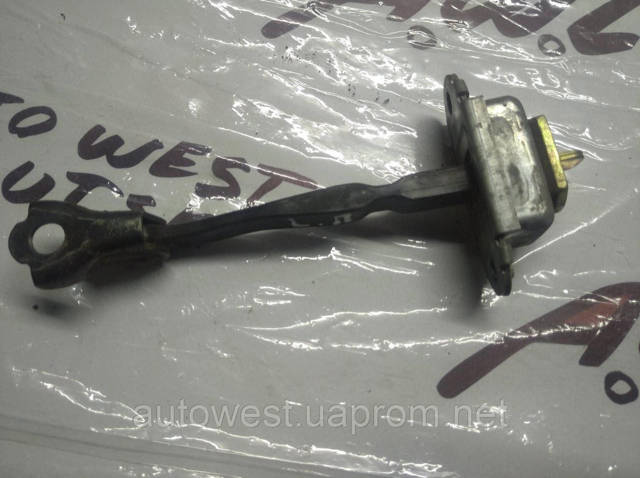 Обмежувач відкриття дверей, передній 804304X00A NISSAN
