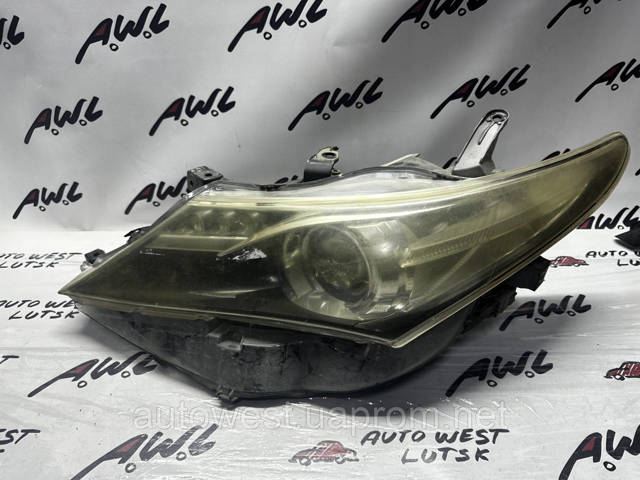 Фара дальнього світла в зборі 8115002E21 TOYOTA