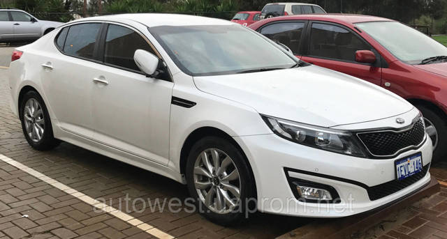 Скло заднє праве 834212T010 HYUNDAI