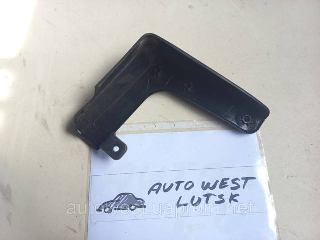 Бризковики передній, лівий 86831D7000 HYUNDAI