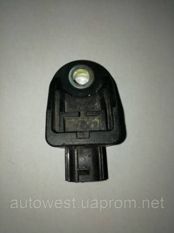 Датчик Ейрбег передній 8917306090 TOYOTA