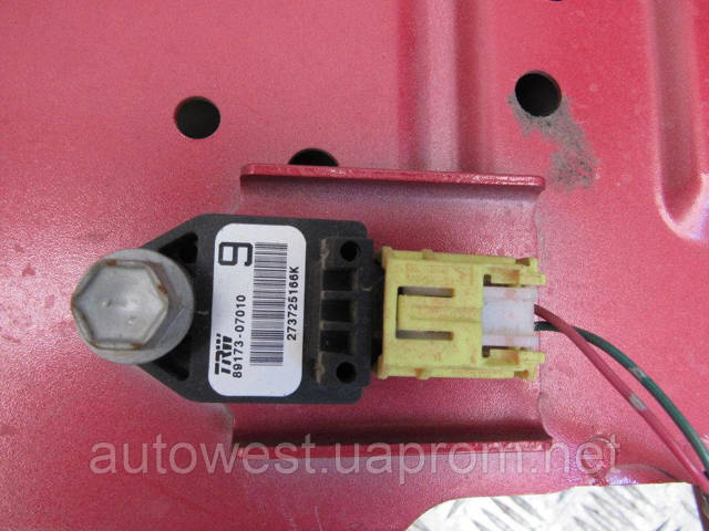 Датчик Ейрбег передній 8917307010 TOYOTA