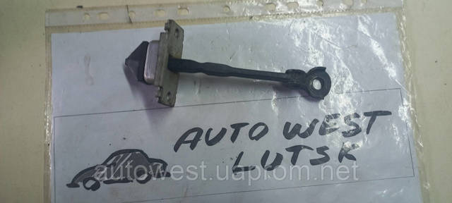 Обмежувач відкриття дверей, передній BP4K72270E MAZDA