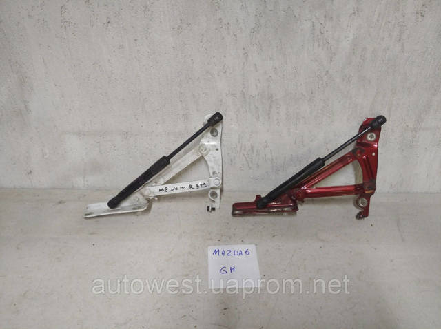 Шарнір кришки багажника GS1D52710B MAZDA