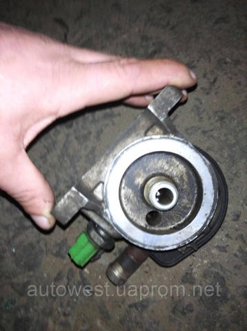 Датчик показника тиску масла LF0118501 MAZDA