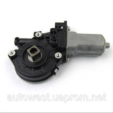 Мотор склопідйомника водійських дверей MN167273 MITSUBISHI