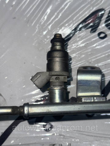 Форсунка інжектора MR988977 MITSUBISHI