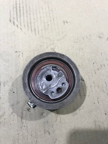 Натяжний ролик 03G109243 VAG