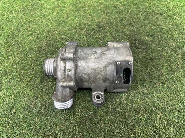 Помпа водяна, додатковий електричний 11517597715 BMW