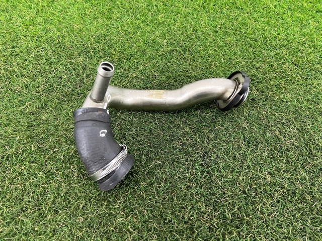 Водопровідна труба системи охолодження 11537555281 BMW