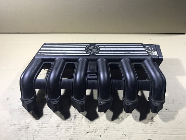 Колектор впускний 11612246180 BMW