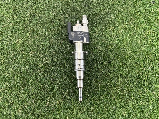 Форсунка інжектора 13537585261 BMW