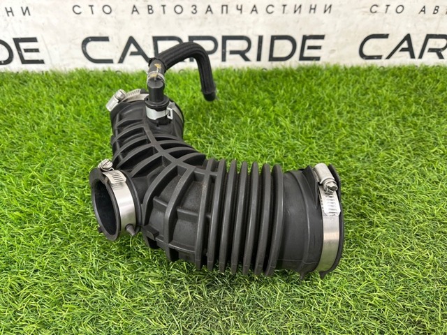 Патрубок повітряний, вихід повітряного фільтра 165786RC1B NISSAN