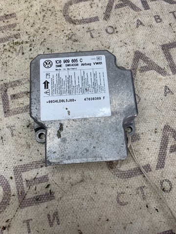 Модуль-процесор управління подушки безпеки 1C0909605C VAG