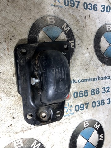Захист заднього нижнього важеля 1K0501476 VAG