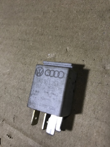 Реле звукового сигналу 1K0951253 VAG