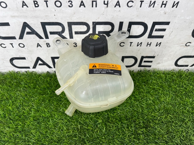 Кришка бачка 21430AX30A NISSAN
