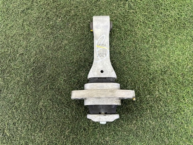 Подушка двигуна передня 21950L1200 HYUNDAI