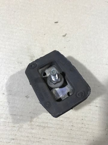 Опора кпп 22316761093 BMW