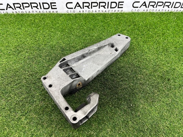 Кронштейн КПП 22316786567 BMW