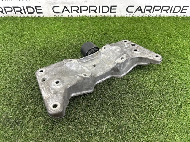 Кронштейн КПП 22326775907 BMW