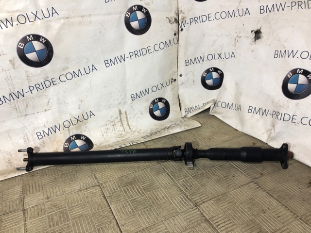 Вал карданний основний заднього моста 26107600185 BMW