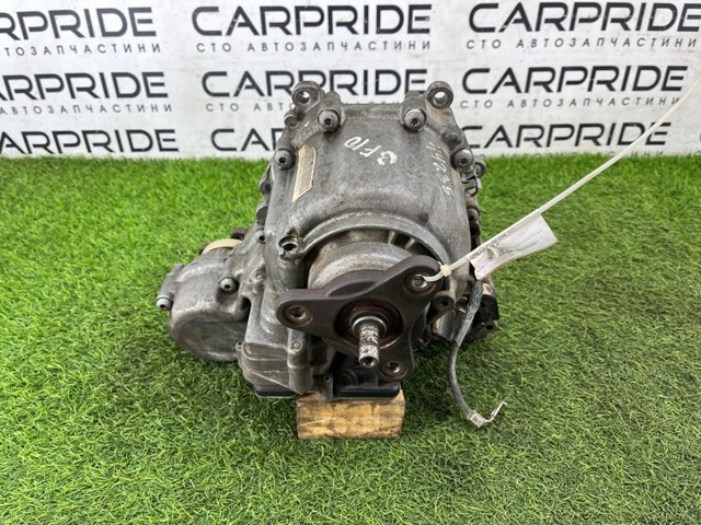Коробка роздавальна 27108697978 BMW