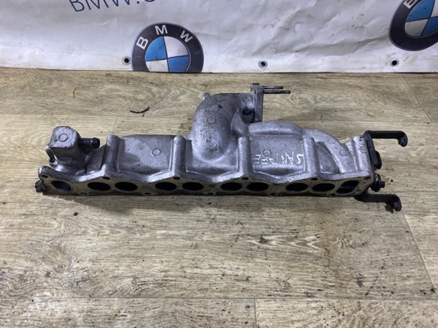 Колектор впускний 2831027430 HYUNDAI