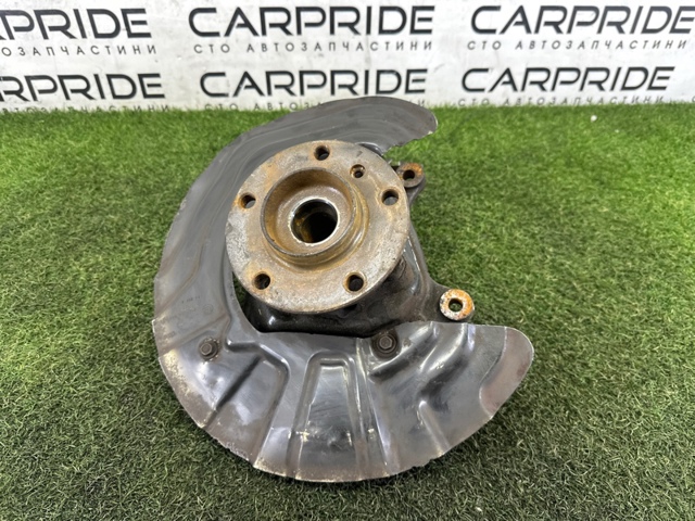 Цапфа поворотного кулака 31216787679 BMW
